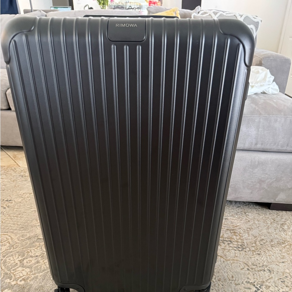 RIMOWA CHECK IN LARGE MATTE BLACK BRAND NEW